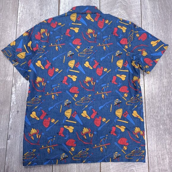 Chucky Mens Good Guys Button Shirt Size Medium Blue Horror Movie Short Sleeve - Picture 2 of 5